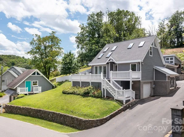 207 Jonestown Rd, Asheville, NC 28804