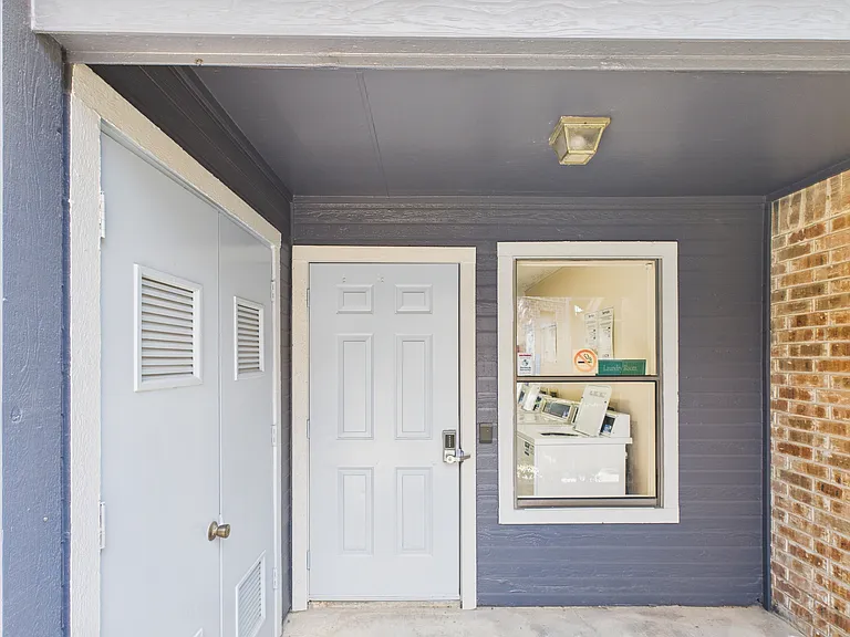 2500 Burleson Rd #201 — Photo 20