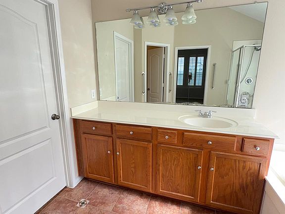 3rd image of 16002 Sonoma Park Dr