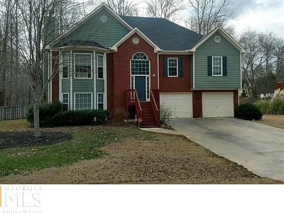 Palatial Front of the home.