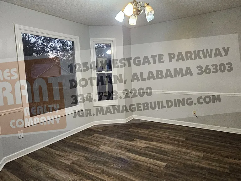 211 Plantation Rd — Photo 23