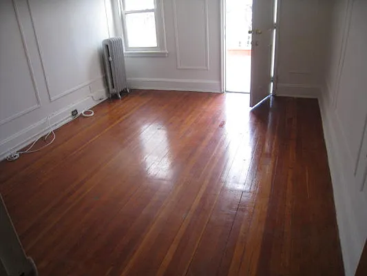 Rented by Alexiou Realty | media 16