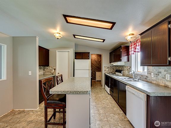 4th image of 28302 NE 91st Avenue