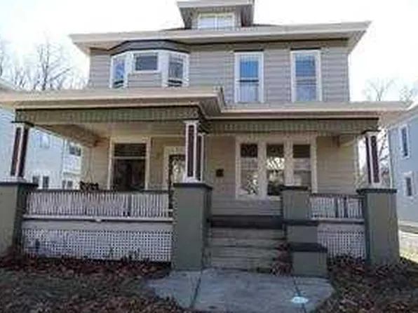 825 W College Ave, Jacksonville, IL 62650