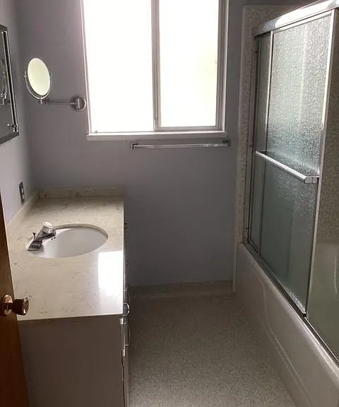 Shared bathroom. Tub/shower combination.