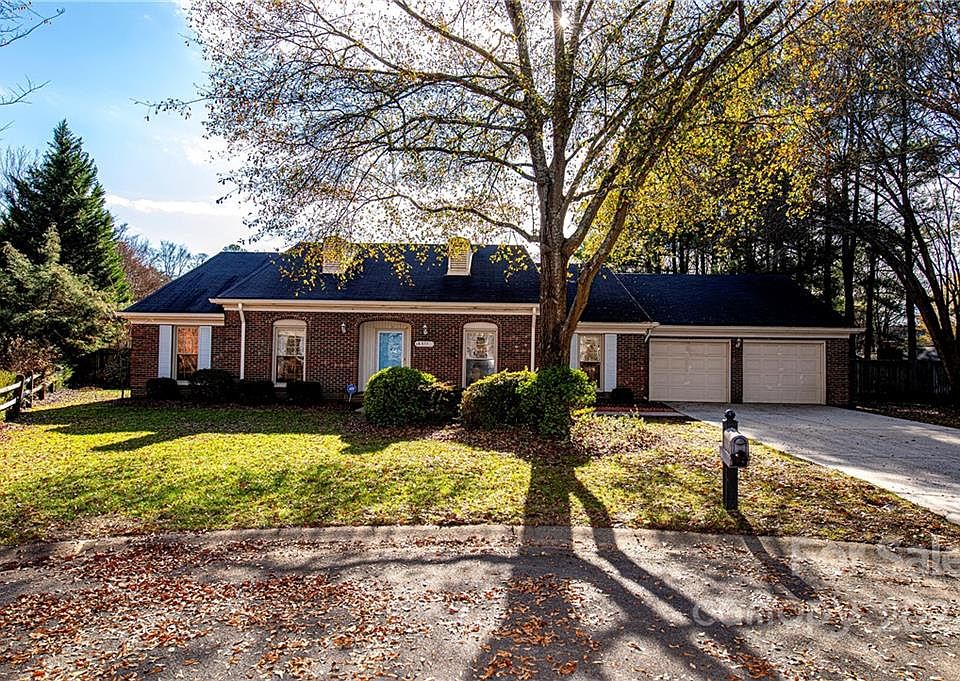 1st image of 6311 English Elm Ct