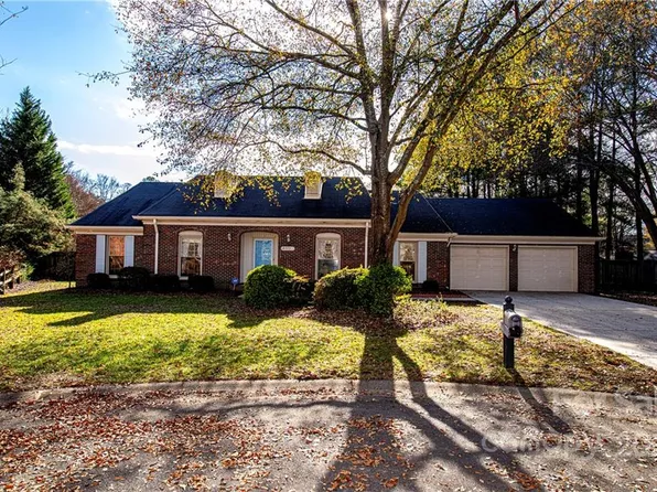 6311 English Elm Ct, Charlotte, NC 28277