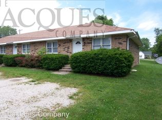 107 E Hart St, Clever, MO 65631