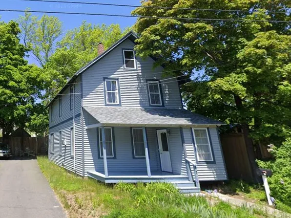 17 Edgewood Street, Bar Harbor, ME 04609