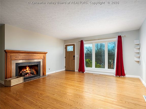 5th image of 1817 Huber Rd