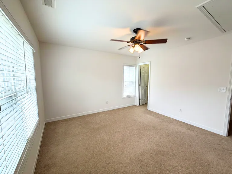 2541 Spring Oaks Way — Photo 57