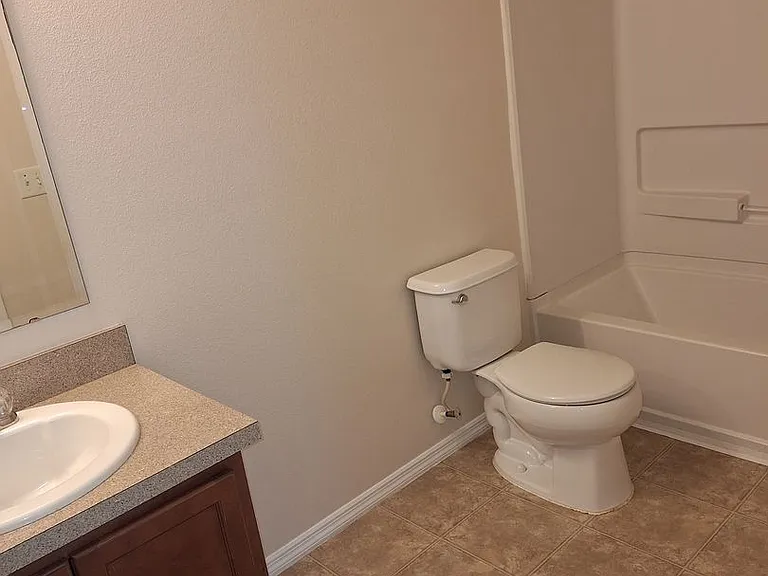 550 Mount Olympus Blvd #2 — Photo 13