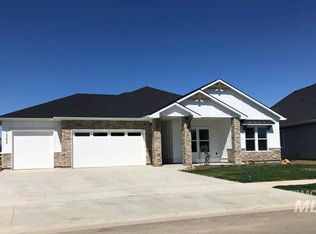 1515 Glen Aspen, Star, ID 83669