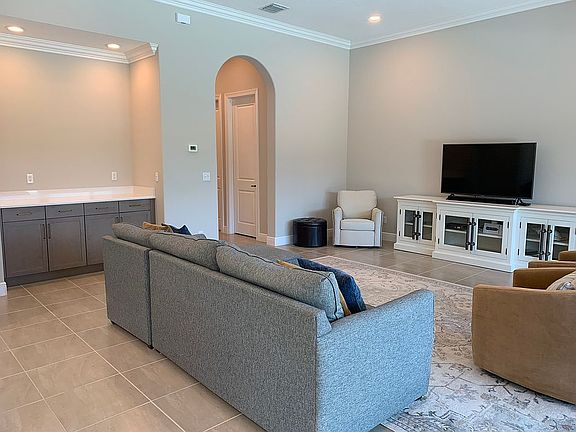 5th image of 4793 Four Lakes Cir SW