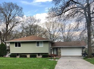 4420 S Blackburn Cv, Mapleton, IL 61547