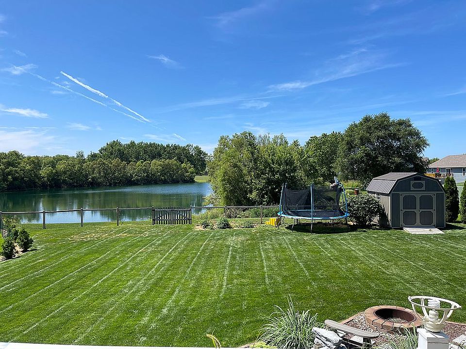 1st image of 58675 Lake Heather Ct