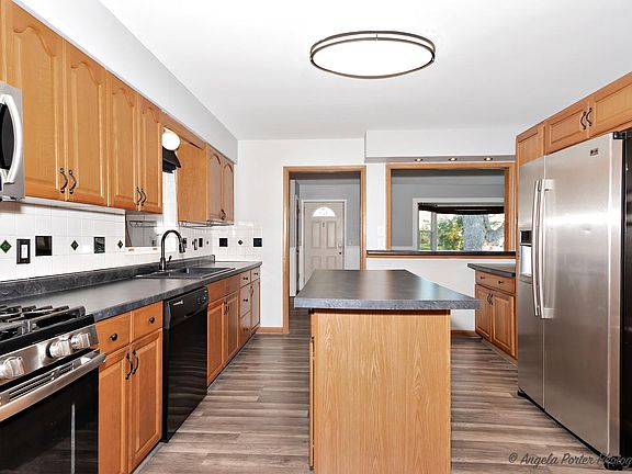 2nd image of 1505 Poplar St