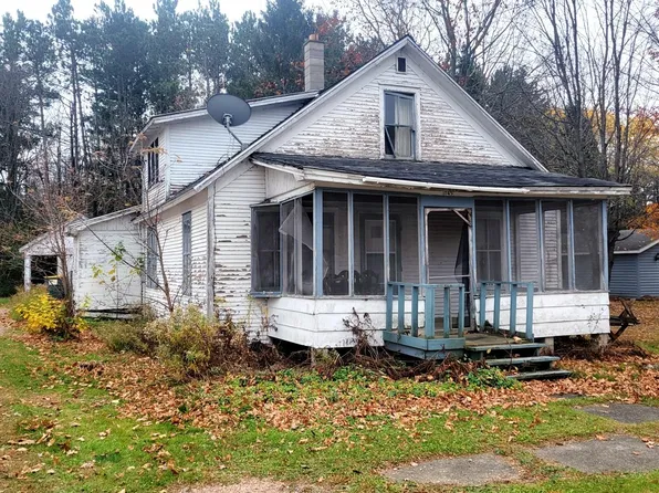745 CENTER ST, White Lake, WI 54491