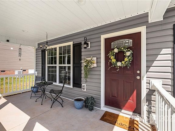 5th image of 107 Cypress Acres Ln