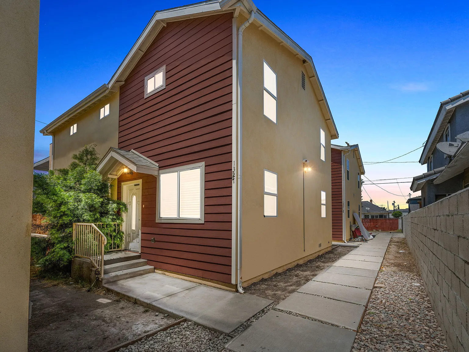 1 bed, 180 sqft, $900 — Photo 1