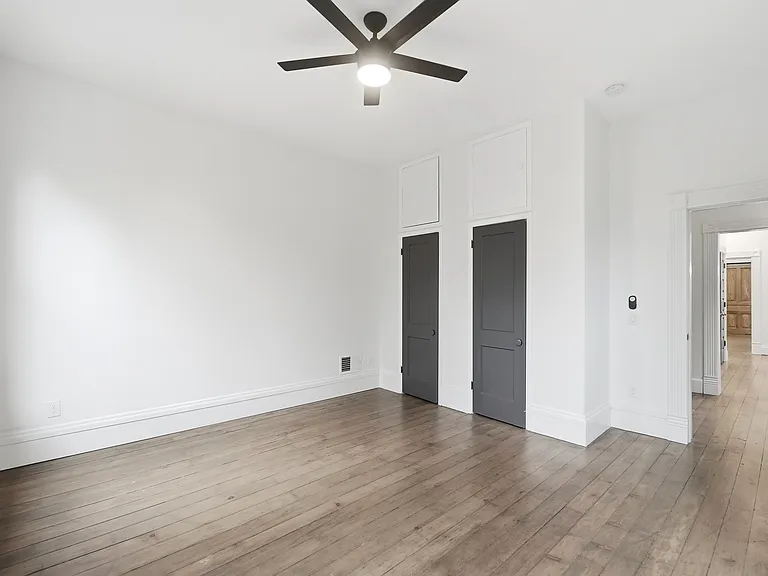 811 Monroe St — Photo 33
