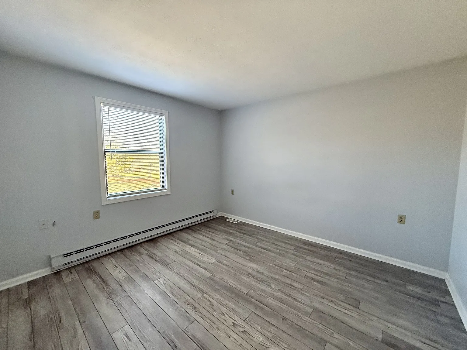 24 Canter Court - 1 — Photo 2