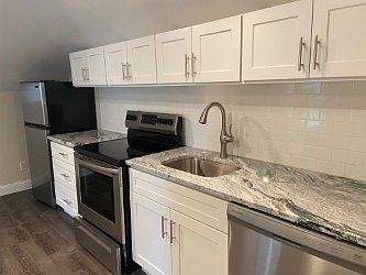 1st image of 22 Willow Pond Ln #1