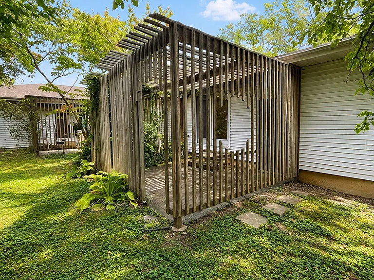 117 S Oxford Rd — Photo 12