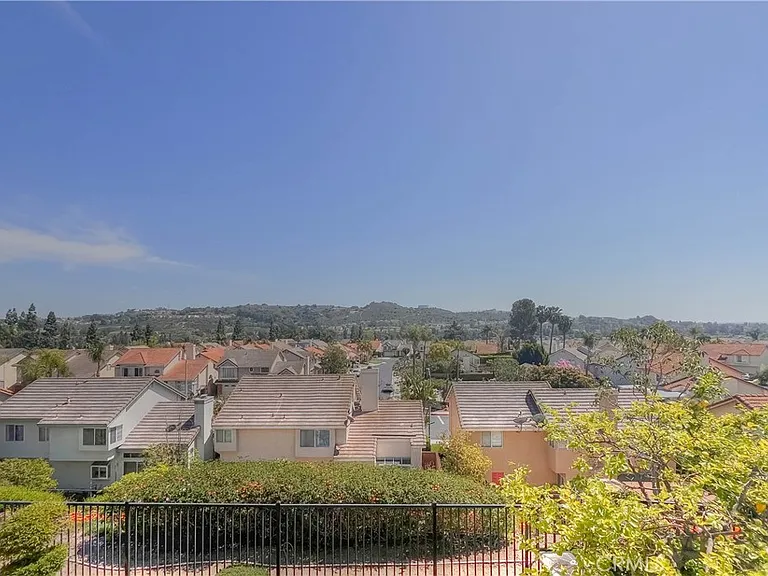 16140 Ridgeview Ln — Photo 19