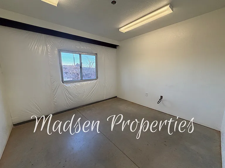1115 E Ewald Ct #B — Photo 10