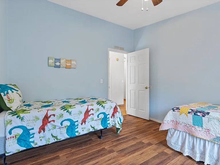 2347 N Chinook Ln — Photo 19