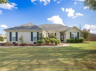 300 Pershing Ave, Muscle Shoals, AL 35661