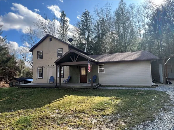 6544 Middle Run Rd NW, Dover, OH 44622