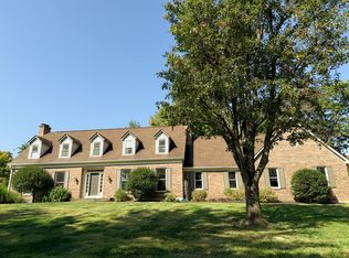 9409 Columbia Rd, Loveland, OH 45140