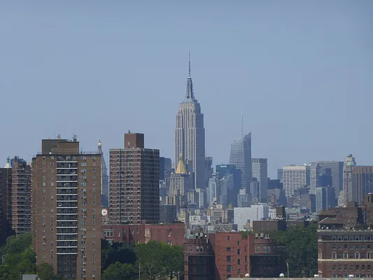 Rented by LDMI Realty Group LLC | media 22