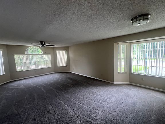 4th image of 2727 N Poinciana Blvd APT 131