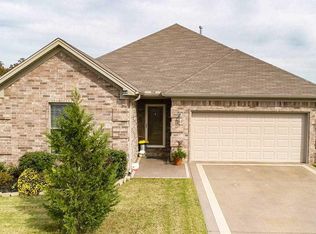 130 Vienne Pl, Maumelle, AR 72113