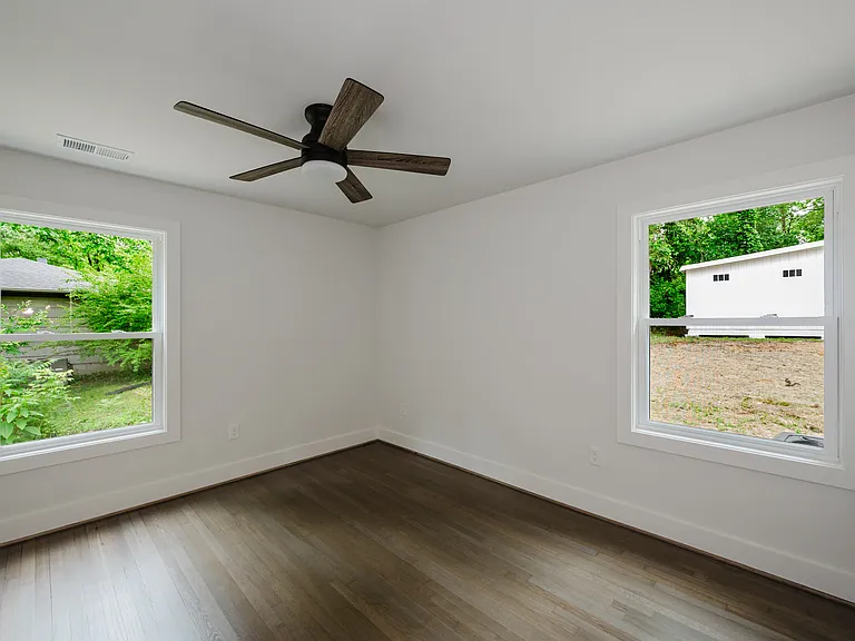 2260 Pine Ln — Photo 29