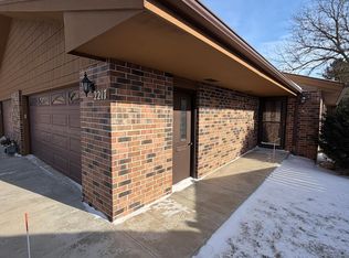 2217 Baihly Ct SW, Rochester, MN 55902