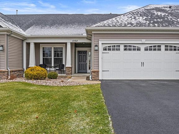 2nd image of 1062 Creek Field Dr