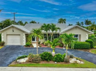 951 Holly Ln, Boca Raton, FL 33486