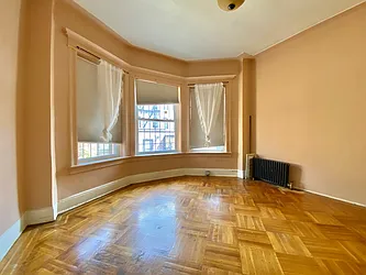Rented by Simply Brooklyn Realty Inc