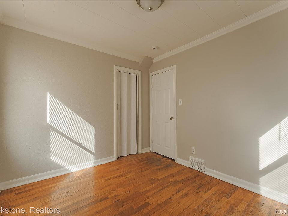 6761 Ziegler St, photo 23