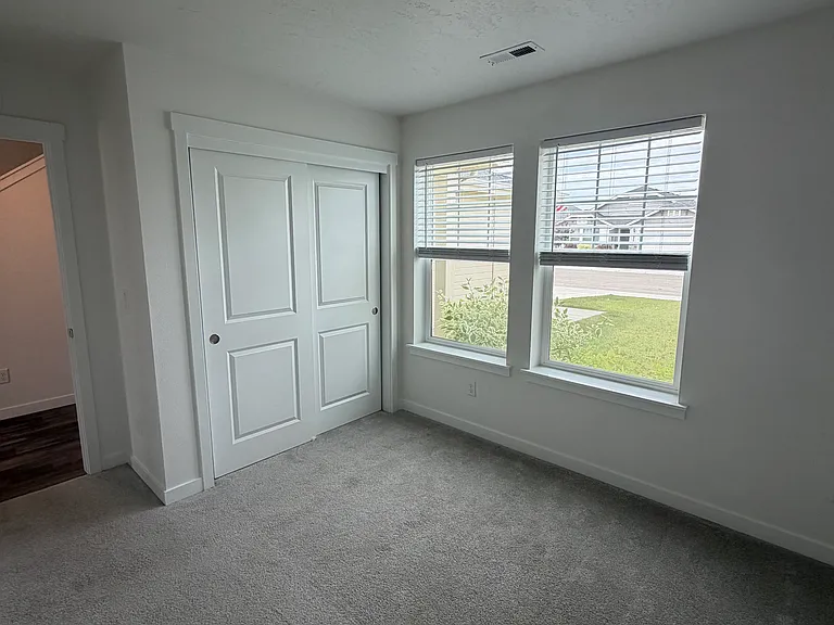 10935 Parachute Ct — Photo 8
