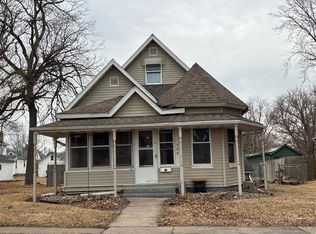 309 E 4th St, West Liberty, IA