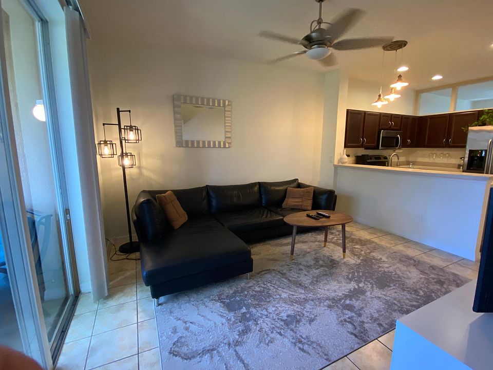 2nd image of 1181 Grantham Dr #1181