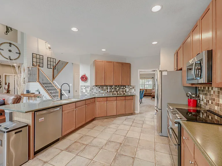 3808 Sunchase Dr — Photo 8