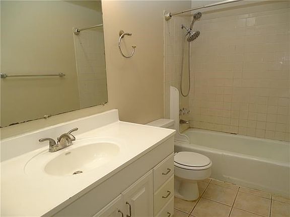 3rd image of 11805 W 99th St