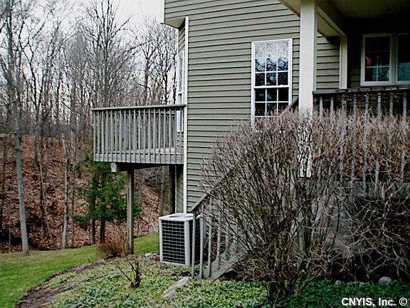 3rd image of 8368 Prestwick Dr