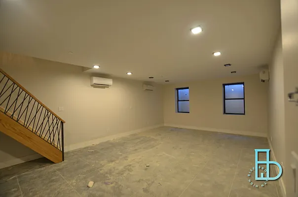 Rented by Miron Realty Group | media 55